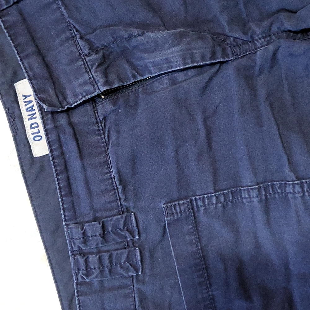 Shorts - Picture 2 of 4